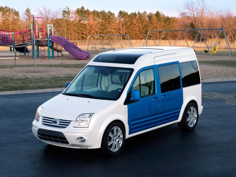  Ford Transit Connect Family One Concept 2009 года  (фото 38 из 39)